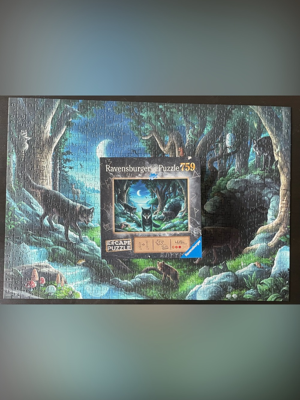 Ravensburger Escape Puzzle: The Curse of the Wolves COMPLETE